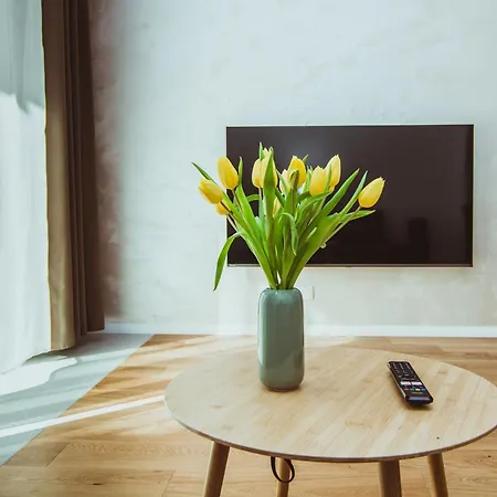 Like At Home Apartments Marywilska Warszawa Zewnętrze zdjęcie
